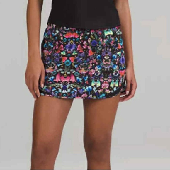 Lululemon Athletica Multicolor Patterned Skirt - Picture 1 of 7